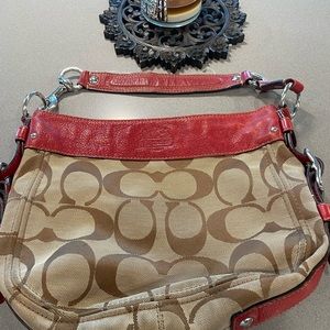 Used Coach purse ,I loved this bag it has been used.